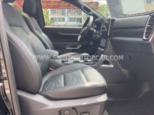 Xe Ford Everest Titanium Plus 2.0L 4x4 AT 2025