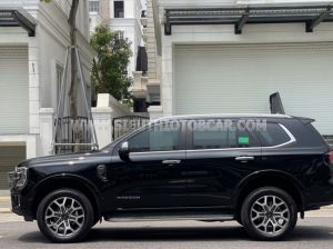 Xe Ford Everest Titanium Plus 2.0L 4x4 AT 2025