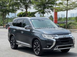 Xe Mitsubishi Outlander 2.0 CVT 2020