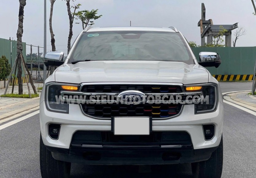 Ford Everest Titanium 2.0L 4x2 AT 2023