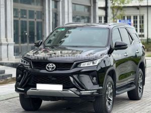 Xe Toyota Fortuner Legender 2.4L 4x2 AT 2022