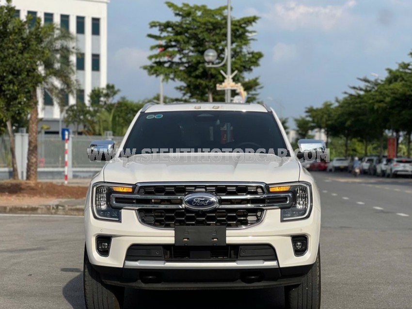 Ford Everest Titanium 2.0L 4x2 AT 2023