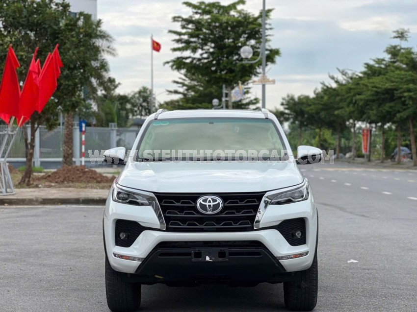 Toyota Fortuner 2.4L 4x2 AT 2025