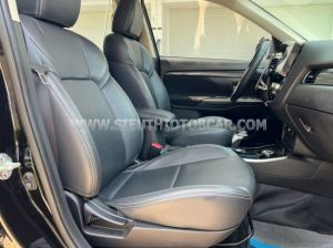 Xe Mitsubishi Outlander 2.0 CVT 2021