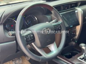 Xe Toyota Fortuner 2.4G 4x2 AT 2019