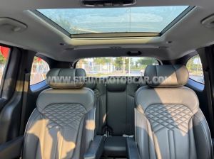 Xe Hyundai Custin Cao Cấp 2.0T 2023