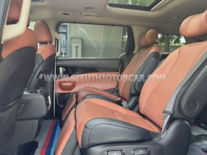 Xe Kia Carnival Signature 2.2D 2025