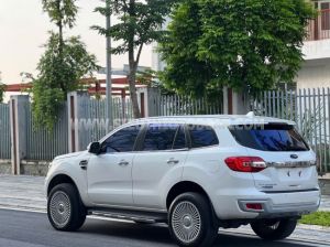 Xe Ford Everest Titanium 2.0L 4x2 AT 2022