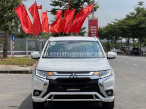 Xe Mitsubishi Outlander 2.0 CVT 2022