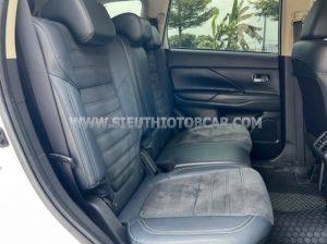 Xe Mitsubishi Outlander 2.0 CVT 2022