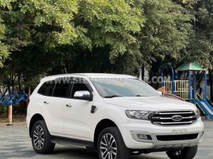 Xe Ford Everest Titanium 2.0L 4x2 AT 2018