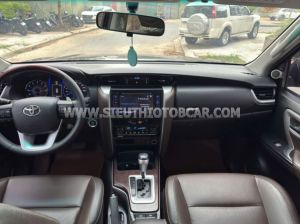 Xe Toyota Fortuner 2.7V 4x2 AT 2019